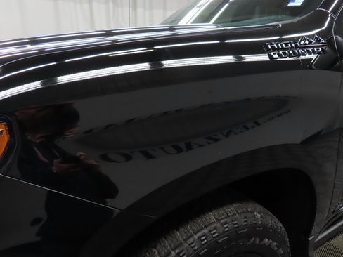 Used 2025 Chevrolet Silverado 1500 High Country w/ Midnight Edition image 51