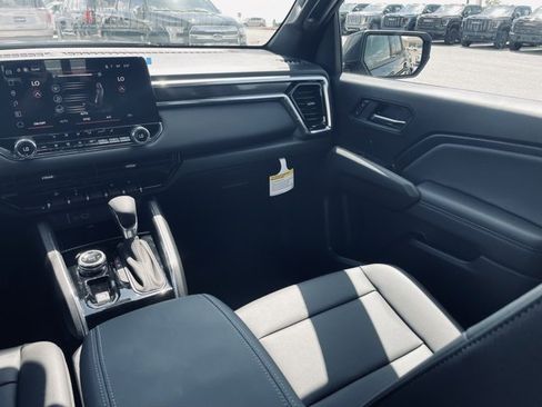 New 2026 GMC Canyon Elevation w/ Convenience Package image 21