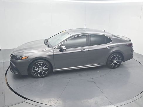 Used 2024 Toyota Camry SE image 51