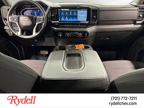 Used 2023 Chevrolet Silverado 1500 LT image 12