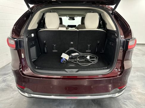 Certified 2024 MAZDA CX-90 Plug-In Hybrid w/ Premium Plus AWD/4WD image 15