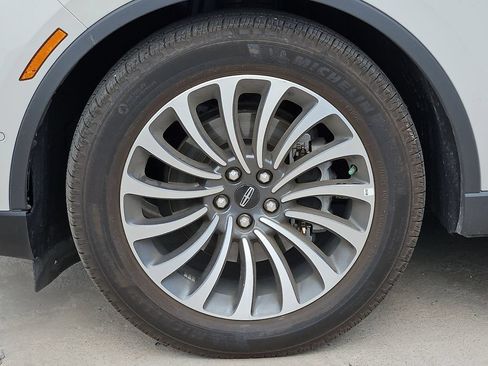 Used 2024 Lincoln Aviator Reserve w/ Equipment Group 201A AWD/4WD image 4