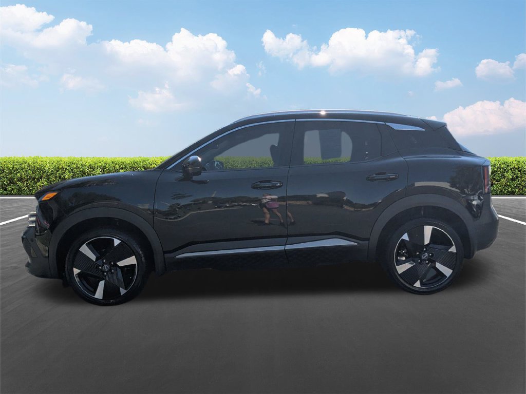 Used 2025 Nissan Kicks SR AWD/4WD image 8