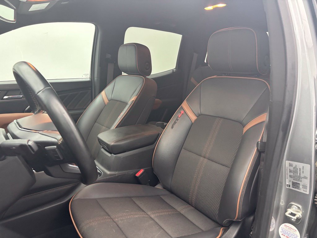 Used 2024 GMC Canyon AT4 w/ Technology Package AWD/4WD image 22