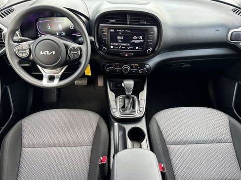 Used 2024 Kia Soul LX w/ Option Group 015 image 13