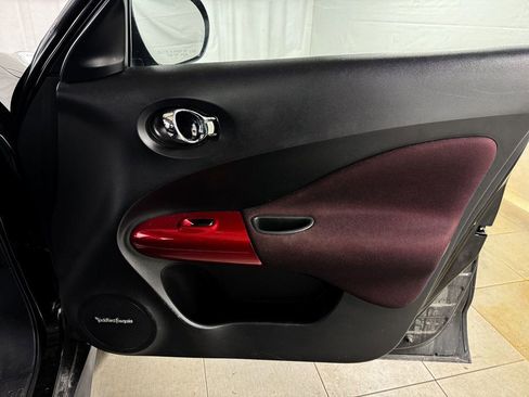 Used 2014 Nissan Juke SV w/ Navigation Package image 15