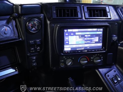 Used 2003 HUMMER H1 2-Door Hard Top image 17