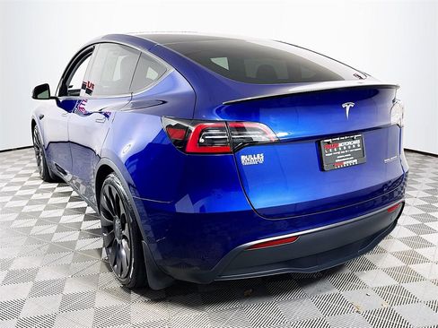 Used 2023 Tesla Model Y Performance image 5