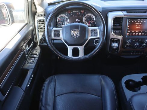 Used 2017 RAM 1500 Laramie image 19