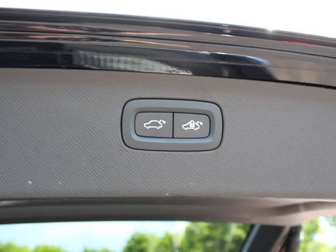 Used 2024 Volvo XC90 T8 Ultimate w/ Protection Package Premier AWD/4WD image 5
