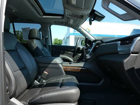 Certified 2020 Chevrolet Tahoe LT AWD/4WD image 14