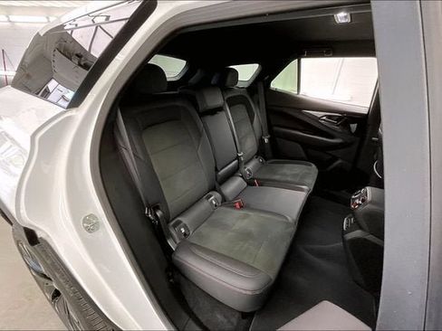 Certified 2024 Chevrolet Blazer EV RS AWD/4WD image 18
