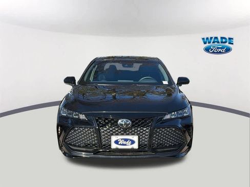 Used 2021 Toyota Avalon XSE image 2