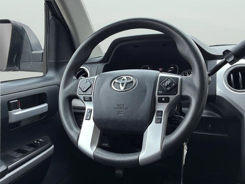 Used 2018 Toyota Tundra SR5 image 18
