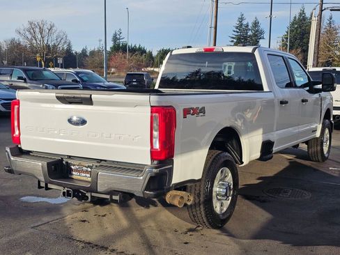 Used 2023 Ford F350 XLT w/ FX4 Off-Road Package image 5