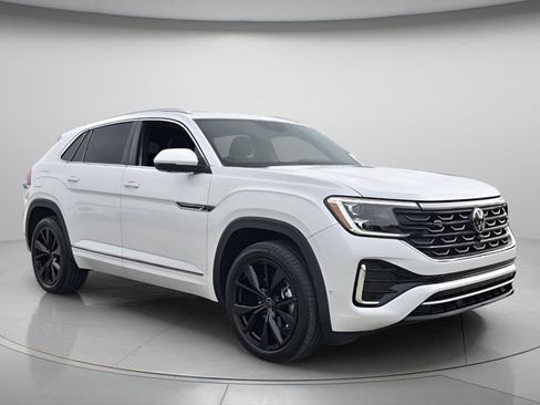 Used 2024 Volkswagen Atlas Cross Sport SEL Premium R-Line AWD/4WD image 9