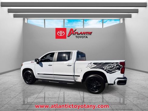 Used 2022 Chevrolet Silverado 1500 RST image 4
