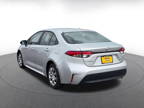 Used 2025 Toyota Corolla LE FWD image 11