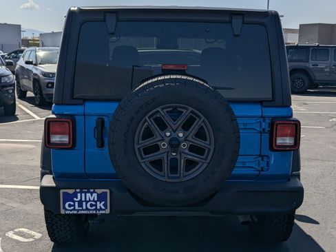 Used 2024 Jeep Wrangler Sport AWD/4WD image 3