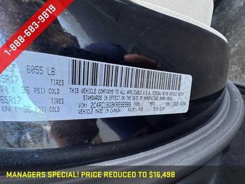 Used 2019 Chrysler Pacifica Touring-L FWD image 29
