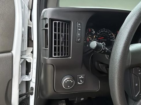 Used 2024 GMC Savana 2500 w/ Driver Convenience Package RWD image 21