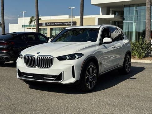 Used 2024 BMW X5 xDrive40i AWD/4WD image 2