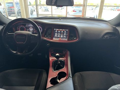 Used 2021 Dodge Challenger R/T Scat Pack w/ Driver Convenience Group RWD image 23