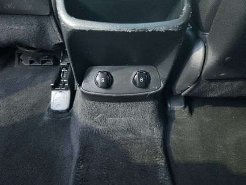 Used 2019 Hyundai Santa Fe Limited AWD/4WD image 13