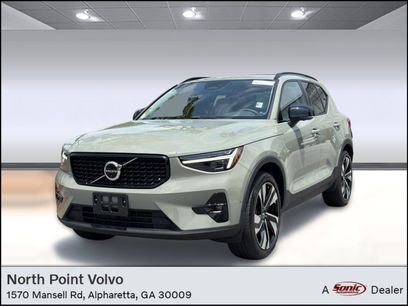 Used 2023 Volvo XC40 B5 Ultimate w/ Protection Package Premier