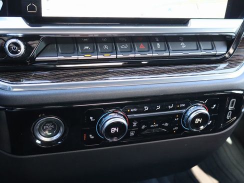 Used 2023 GMC Sierra 1500 Elevation w/ X31 Off-Road Package image 16