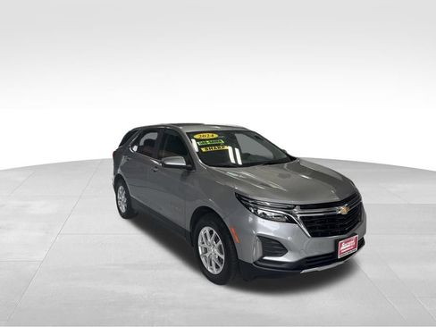 Used 2024 Chevrolet Equinox LT AWD/4WD image 8