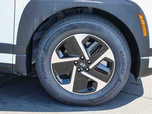 New 2026 Hyundai Ioniq 9 SE image 9