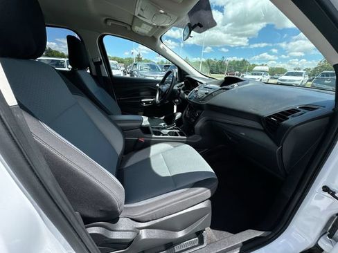 Used 2018 Ford Escape SE FWD image 27
