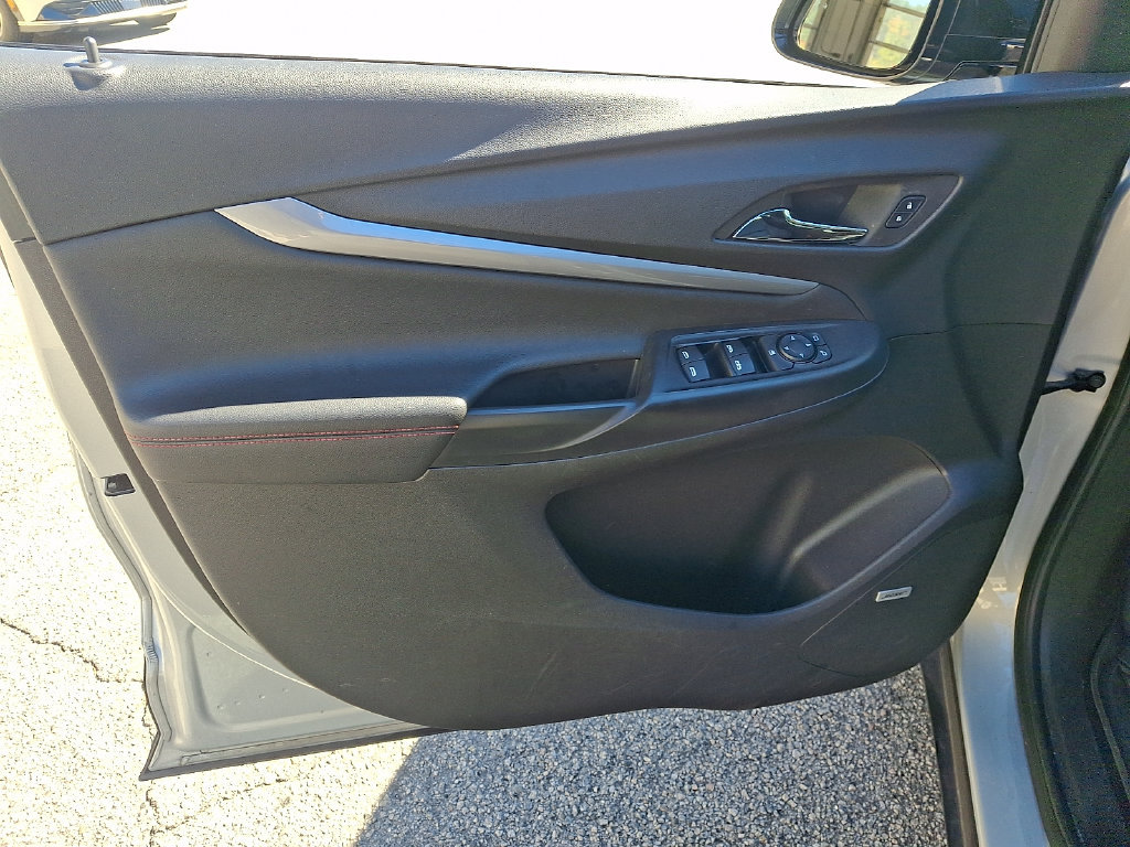 Used 2023 Chevrolet Bolt EUV Premier w/ Sun & Sound Package FWD image 12