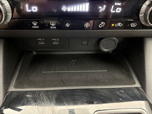 Used 2025 Mitsubishi Outlander SE AWD/4WD image 18