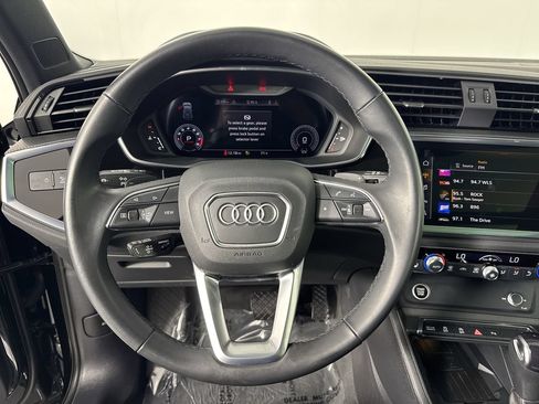 Used 2023 Audi Q3 2.0T Premium Plus w/ Premium Plus Package AWD/4WD image 20