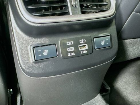Used 2025 Subaru Legacy Limited AWD/4WD image 10