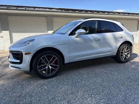 Used 2023 Porsche Macan S AWD/4WD image 8