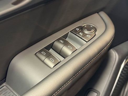 New 2026 Buick Enclave Sport Touring w/ Power Package image 39