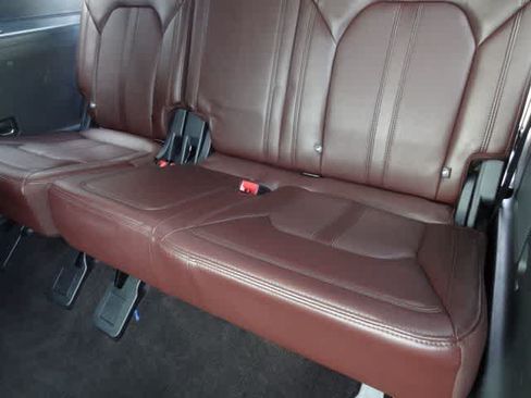 Certified 2022 Ford Expedition Limited RWD image 9