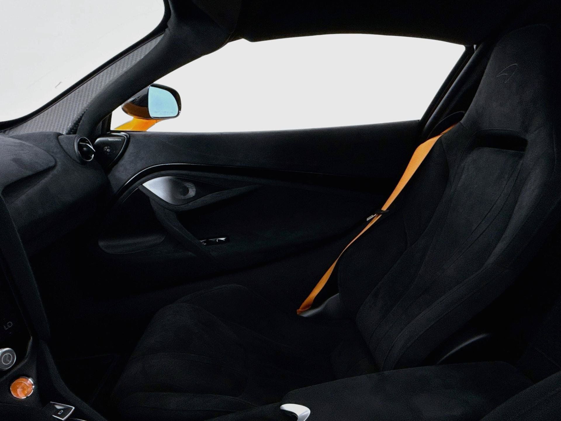 Used 2025 McLaren 750S RWD image 38