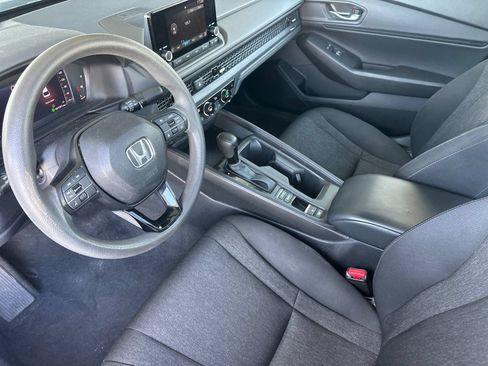 Used 2024 Honda Accord EX image 9