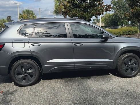 New 2025 Volkswagen Taos S image 9