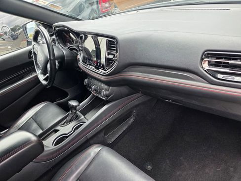Used 2024 Dodge Durango GT RWD image 23