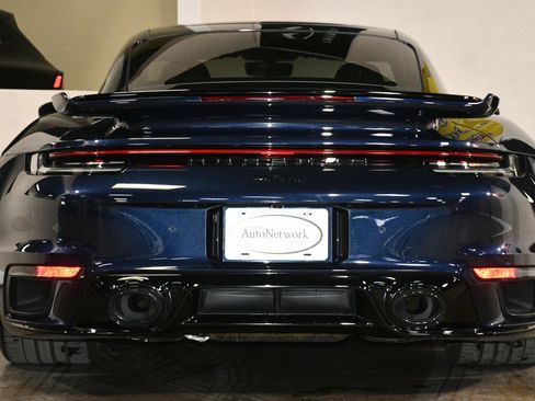 Used 2021 Porsche 911 Turbo image 2