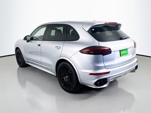 Used 2018 Porsche Cayenne GTS image 7