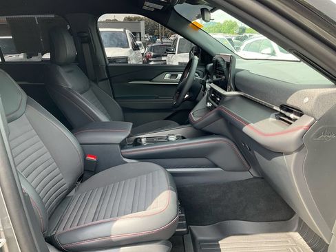 Certified 2026 Ford Explorer ST-Line RWD image 12