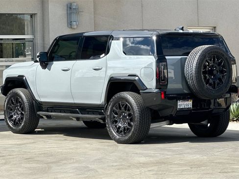 Used 2025 GMC Hummer EV 3X image 3