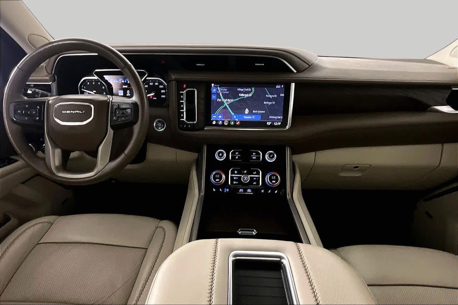 Used 2021 GMC Yukon Denali RWD image 14
