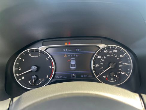 Used 2025 Nissan Altima 2.5 SV FWD image 40